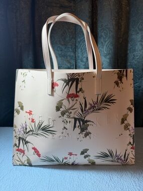 Ted Baker Cream Floral Print Tote 17 x 14